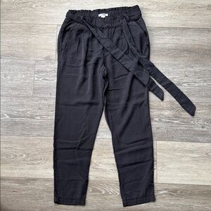 Black super soft tie-front pants NWOT